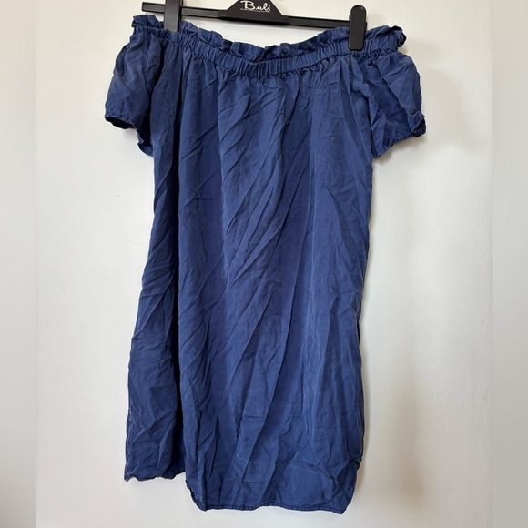 🎉4/30$🎉 French Connection Blue Off-Shoulder Mini Dress 💙 - Picture 3 of 4